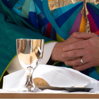 Sunday Eucharist: 8 & 9:30 am